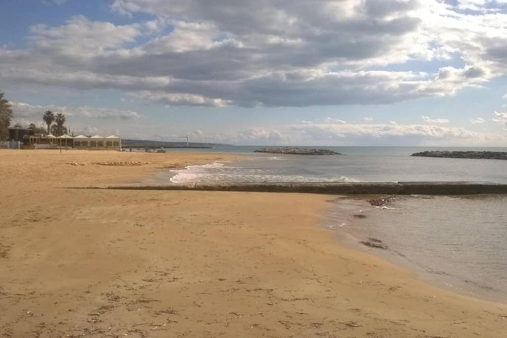 Casa La Rosa Tutto A Portata Di Mano Apartment Marina di Ragusa Bagian luar foto