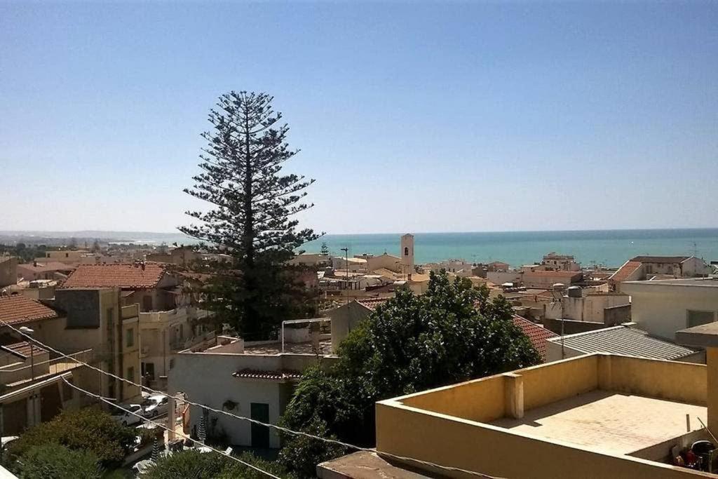 Casa La Rosa Tutto A Portata Di Mano Apartment Marina di Ragusa Bagian luar foto