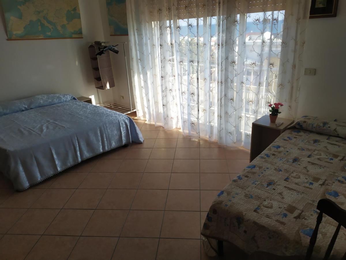 Casa La Rosa Tutto A Portata Di Mano Apartment Marina di Ragusa Bagian luar foto